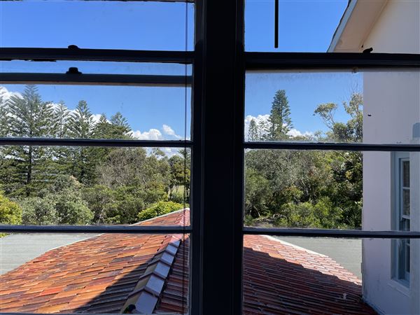 Gap Bluff Former Officers Mess Watsons Bay NPWS (1/10/2021 - Credits: Screen NSW Mechele Axford)