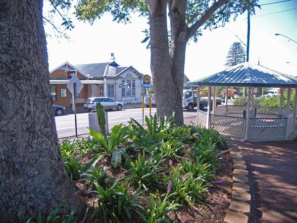Alstonville (25/02/2013 9:44:16 PM)