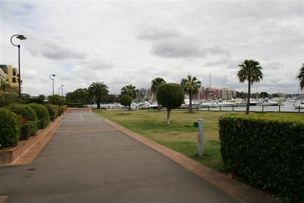 Balmain Cove and Balmain Shores (26/02/2013 9:41:47 AM)