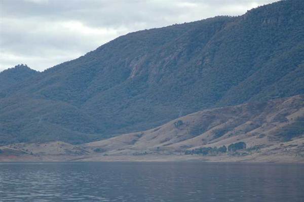 Blowering Dam & Reservoir (26/02/2013 3:18:58 PM)