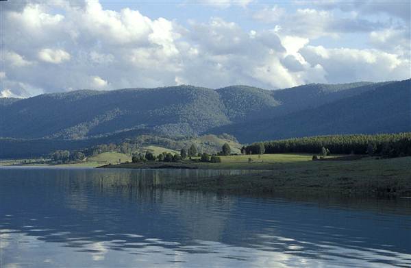 Blowering Dam & Reservoir (26/02/2013 3:19:28 PM)