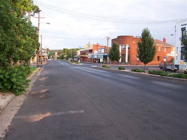 Coonabarabran (27/02/2013 1:25:15 PM)