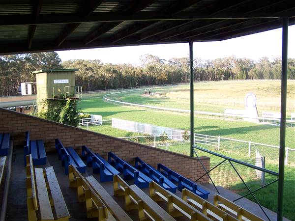 Coonabarabran Jockey Club (27/02/2013 1:34:16 PM)