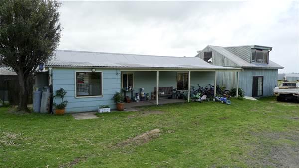 Jamberoo Farm (27/02/2013 2:34:43 PM)