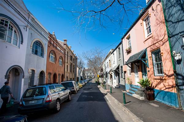 DARLINGHURST - PERIOD (27/02/2013 3:19:26 PM)