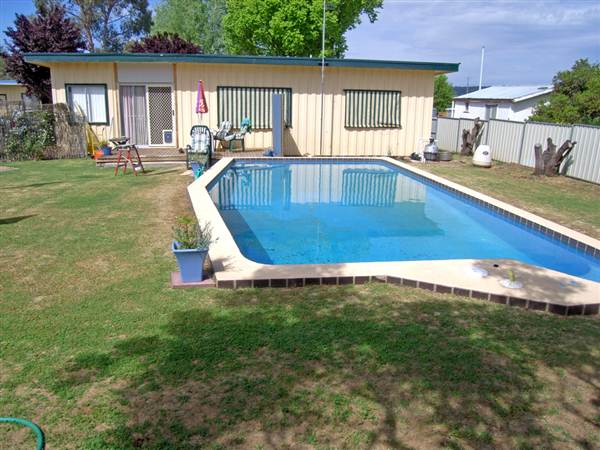 Black Stump Motel, Coolah (1/03/2013 10:27:44 AM)