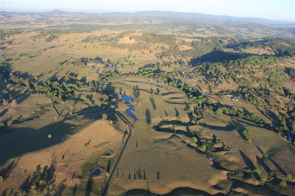 Byron Hinterland-Hot Air Balloon (2/03/2013 10:58:53 PM)