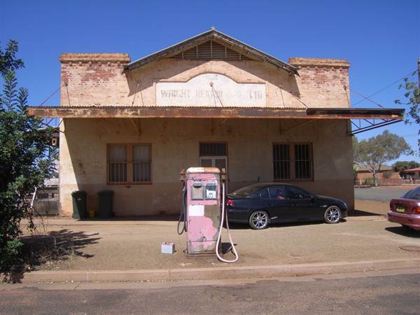 Cobar (4/03/2013 9:34:05 AM)
