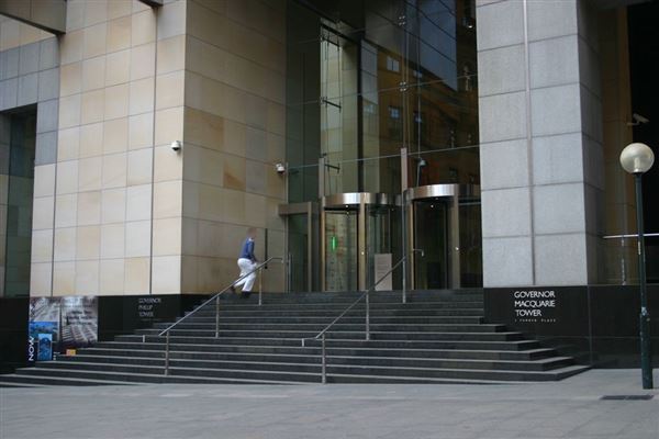 Governor Phillip Tower and Governor Macquarie Tower (5/03/2013 12:10:40 PM)