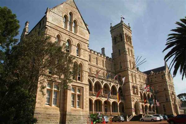 ICMS - International College of Management, Sydney (5/03/2013 9:00:26 PM)