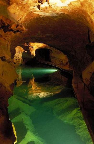 Jenolan Caves (5/03/2013 9:42:22 PM)