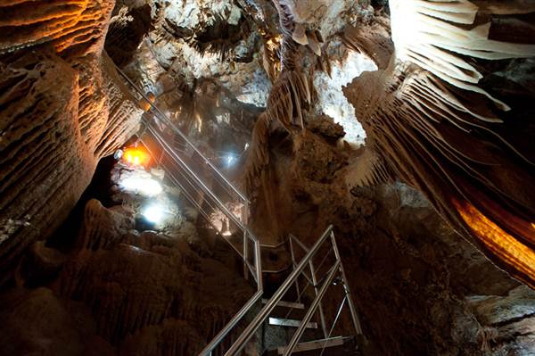 Jenolan Caves (5/03/2013 9:44:19 PM)