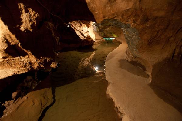 Jenolan Caves (5/03/2013 9:45:46 PM)