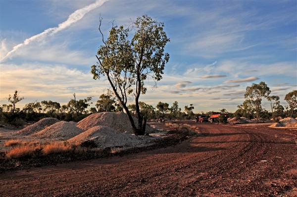 Lightning Ridge (6/03/2013 8:53:53 PM)