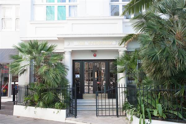 Period Buildings in Potts Point (10/03/2013 2:50:52 PM)
