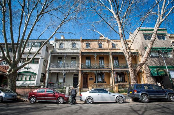 Period Buildings in Potts Point (10/03/2013 2:51:27 PM)