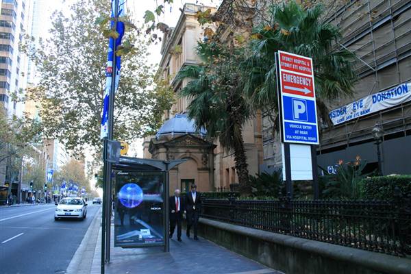 Sydney CBD - Macquarie Street (10/03/2013 9:59:10 PM)