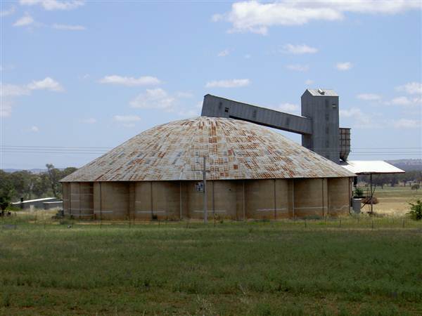 Wheat Silo (10/03/2013 10:57:25 PM)