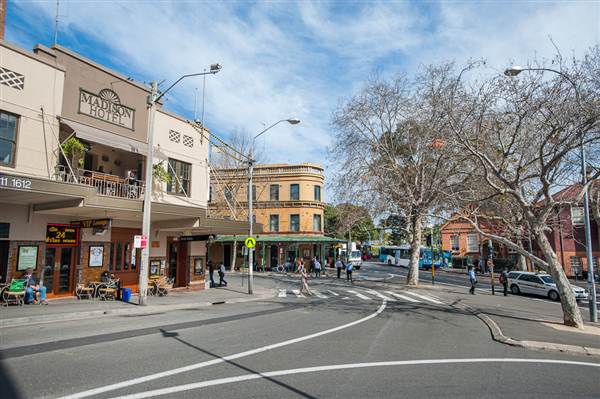 SURRY HILLS - PERIOD (11/03/2013 12:53:01 PM)