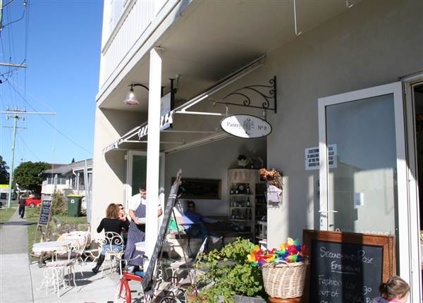 Brunswick Heads - Town/Shops (25/04/2013)