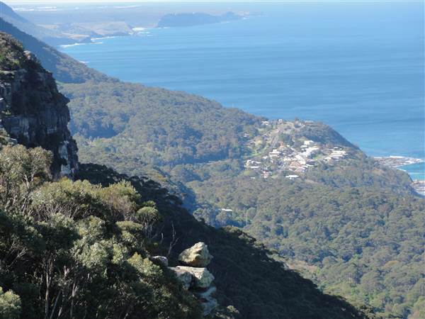Sublime Point Lookout - Illawarra Escarpment State Conservation Area (14/09/2011 - Credits: Tony Brown /SISE)