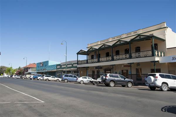 Bourke (11/12/2013)