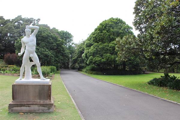 Rose Garden & Pavilion - Royal Botanic Garden Sydney (24/10/2014)