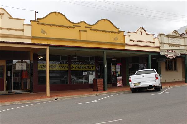 Coolamon (16/12/2014 - Credits: Eastern Riverina Arts)