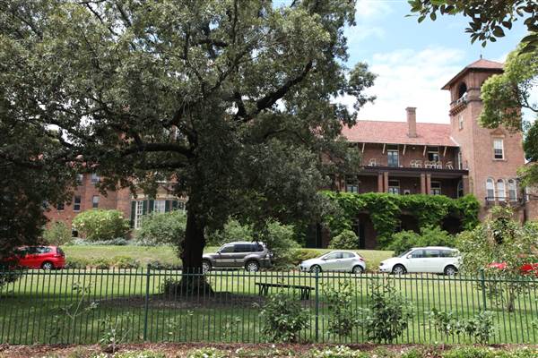 Women's College - Sydney University (27/11/2013)