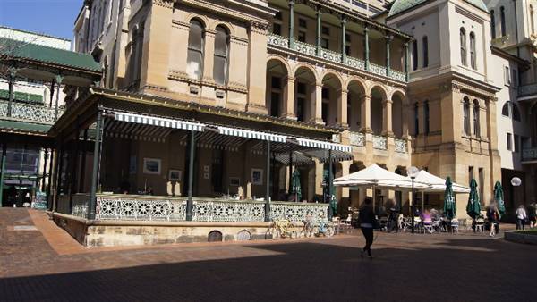Sydney Hospital & Sydney Eye Hospital (20/08/2015 - Credits: Shannon Wheeler)
