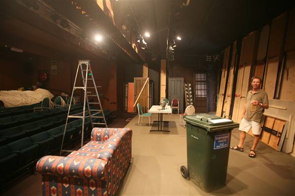 Cronulla School of Arts (8/02/2012 - Credits: Lisa Scope)