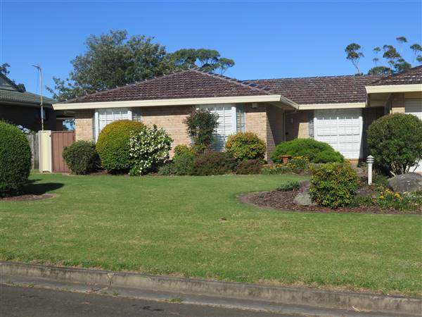 Kiama Downs neighbourhood - cul-de-sac 3 (7/12/2015)