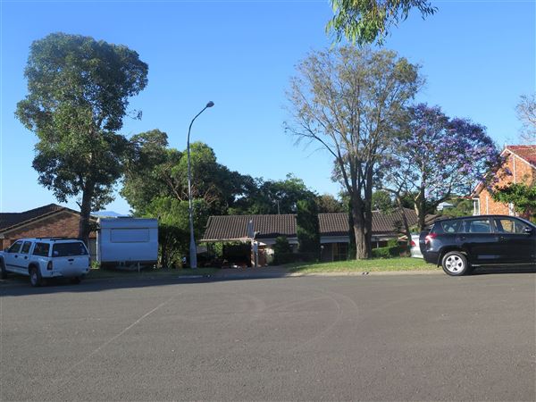 Kiama Downs - Suburban Houses (7/12/2015 - Credits: Peter Hicks)