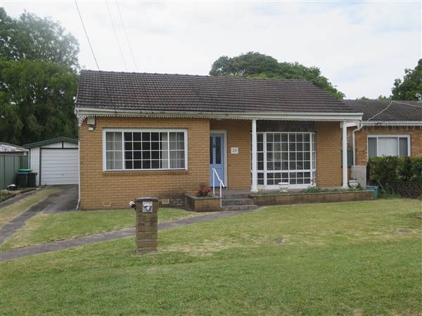 North Narrabeen neighbourhood (9/12/2015 - Credits: Peter Hicks)