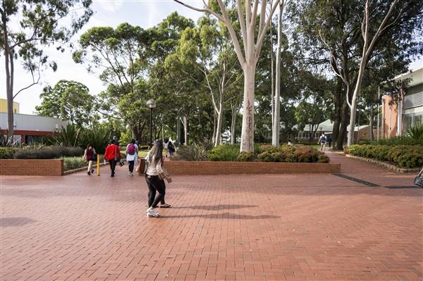 Building 1. University of Western Sydney (5/03/2016)