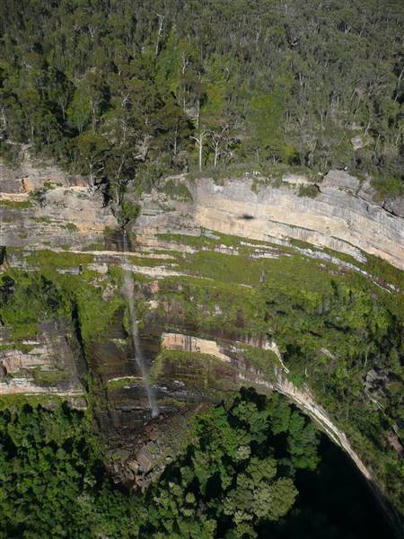 BLUE MOUNTAINS AERIALS (5/07/2016 - Credits: Mary Barltrop)