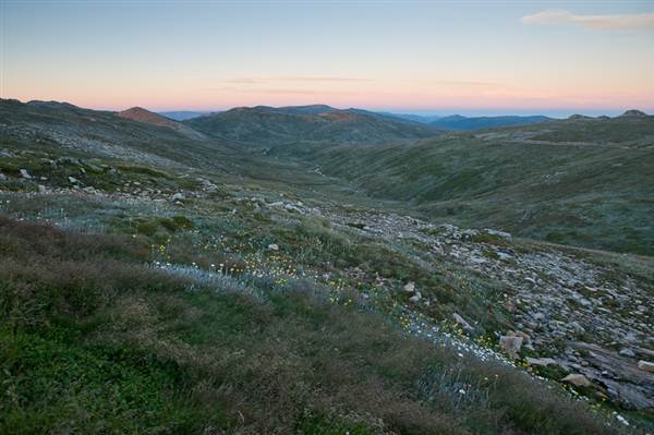 Snowy Mountains region (12/07/2017 8:28:03 PM)