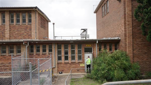 Prospect Reservoir - Warehouse / Industrial Building (6/03/2019 - Credits: Shannon Wheeler)