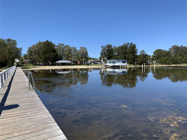 Watkins Jetty Long Jetty (10/10/2020 - Credits: Screen NSW Mechele Axford)