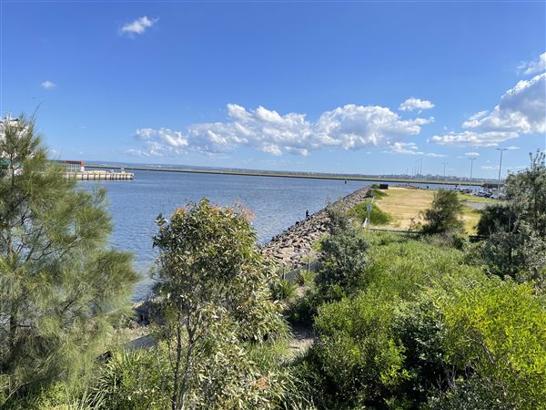 Port Botany Foreshore Boat Ramp and carpark (off Foreshore Road) (29/03/2021 - Credits: Screen NSW Mechele Axford)