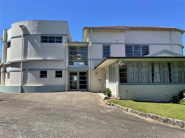 Gap Bluff Former Officers Mess Watsons Bay NPWS (1/10/2021 - Credits: Screen NSW Mechele Axford)
