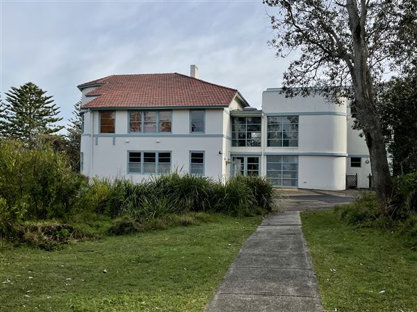 Gap Bluff Former Officers Mess Watsons Bay NPWS (1/10/2021 - Credits: Screen NSW Mechele Axford)