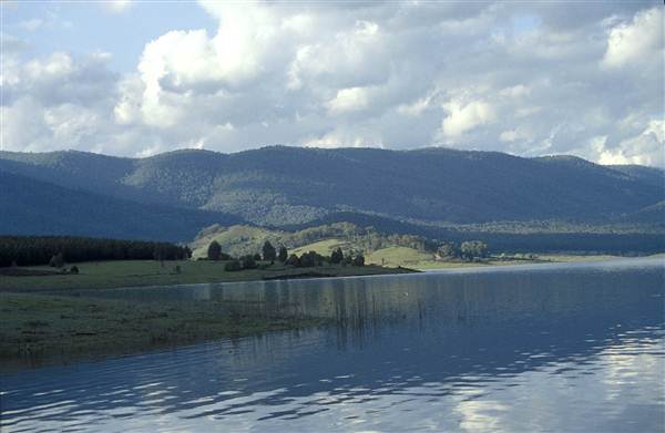 Blowering Dam & Reservoir (26/02/2013 3:19:30 PM)