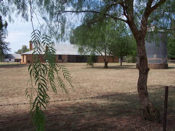 Dundullimal Homestead (28/02/2013 12:46:36 AM)