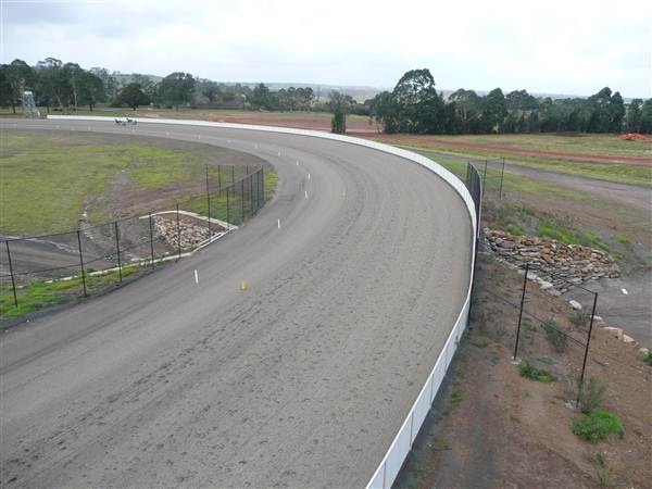 Menangle Park Paceway (28/02/2013 3:41:46 PM)