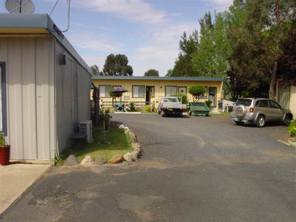 Black Stump Motel, Coolah (1/03/2013 10:28:35 AM)