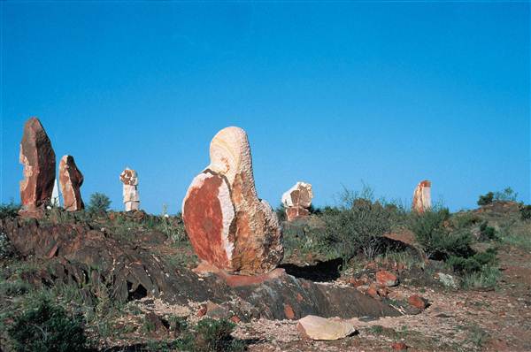 Broken Hill Sculptures Site and Living Desert (2/03/2013 2:43:05 PM)