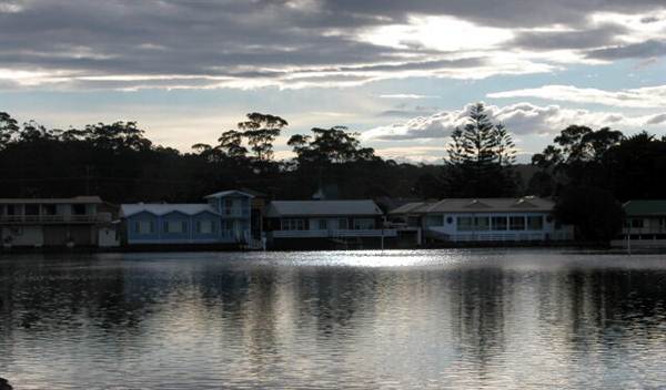 Burrill Lake (2/03/2013 10:00:36 PM)