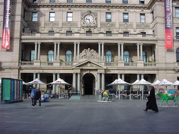 Customs House & Customs House Square (4/03/2013 12:18:55 PM)
