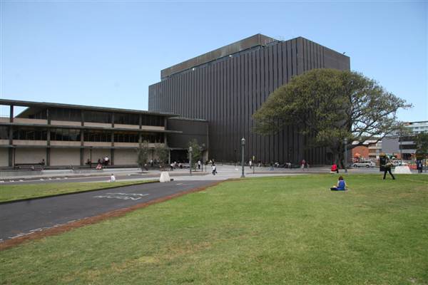 Fisher Library - The University of Sydney (4/03/2013 2:57:38 PM)